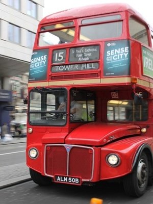 Die typischen roten Busse von London waren natürlich auch in Massen zu sehen.