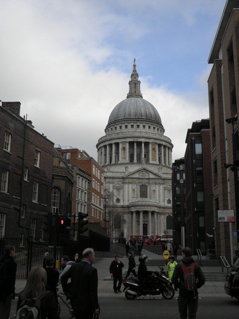 Die berühmte St. Paul's Kathedrale beeindruckte uns sehr.