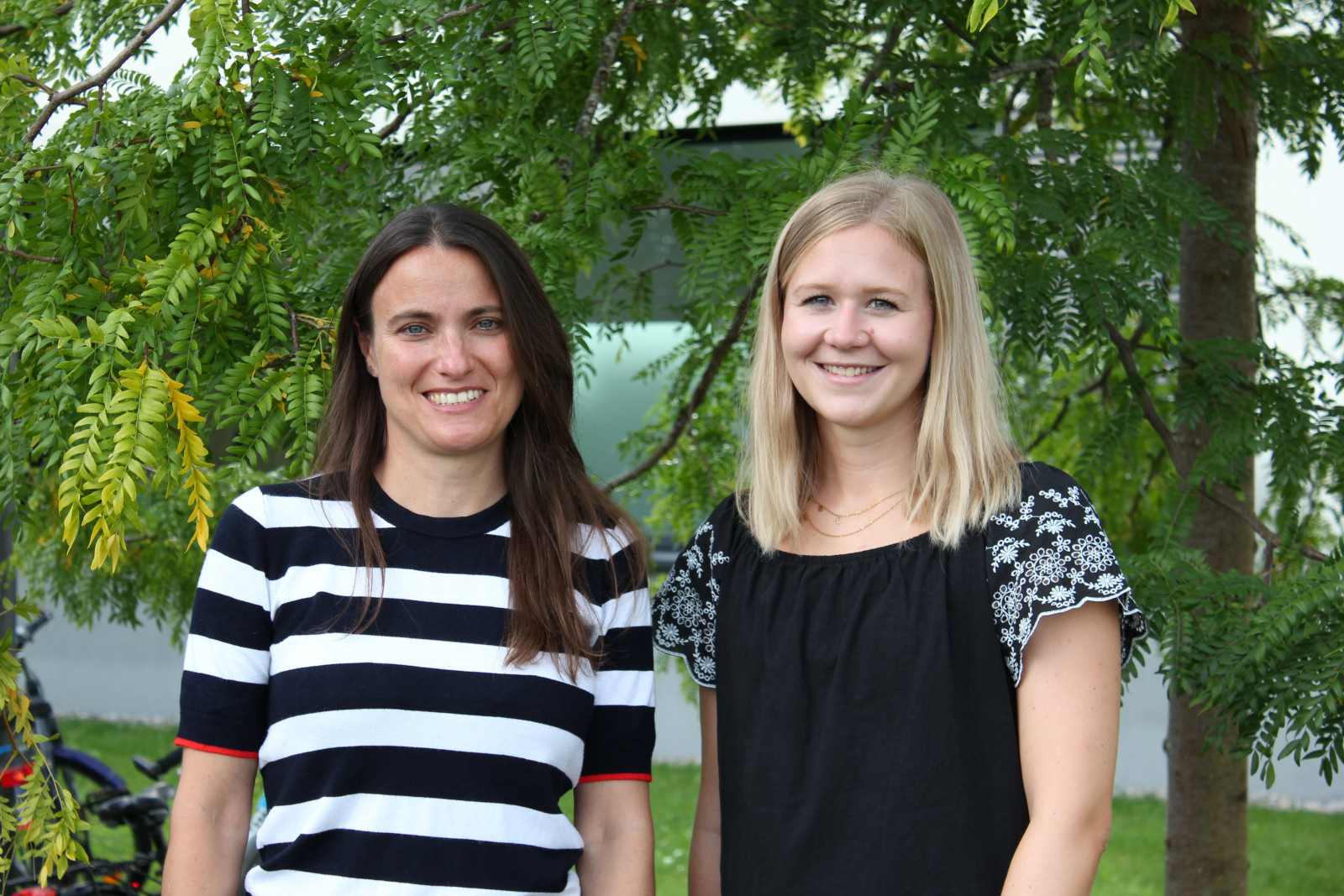 Immer für unsere Schüler/-innen da: Unsere Verbindungslehrerinnen Claudia Fichera (links) und Anna Lena Engstler