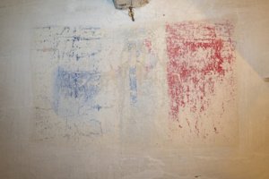Hier erkennt man die Flagge des Vichy-Regimes.
