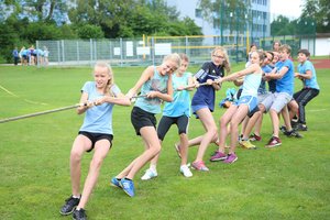 Alle ziehen an einem Strang: Der Sport- und Spieletag am Gymnasium ist jedes Jahr ein voller Erfolg.